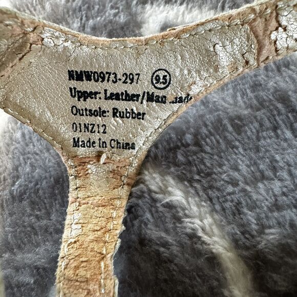 Naughty Monkey Tan Leather Open Toe Thong Sandals Women's Sz 9.5 - Picture 15 of 15
